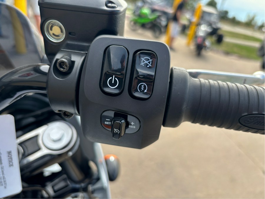 2024 Indian Motorcycle Sport Chief