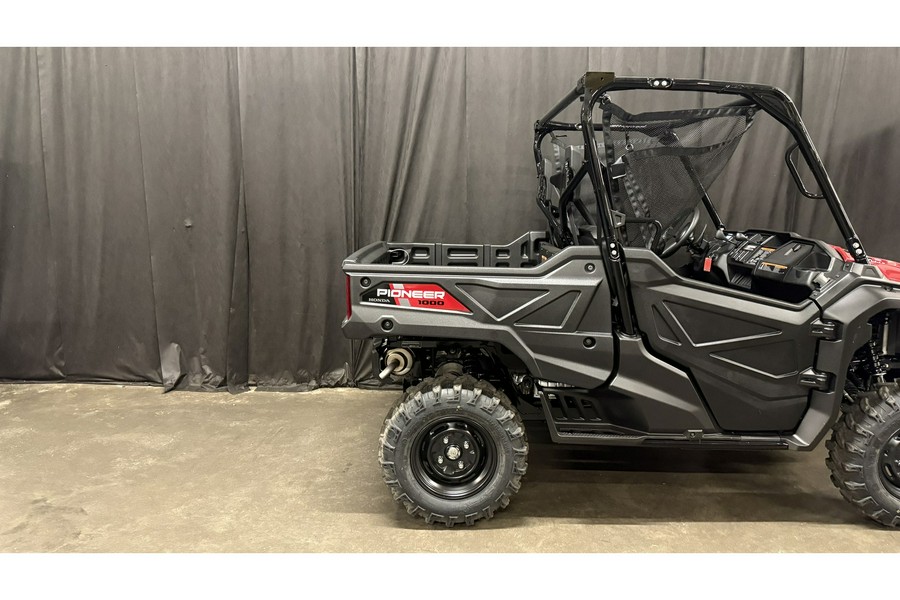 2025 Honda Pioneer 1000