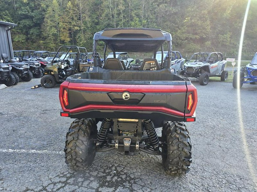 2025 Can-Am® Commander MAX XT 700