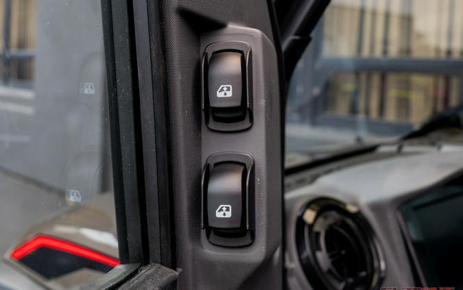 2025 Kawasaki MULE RIDGE XR DELUXE HVAC