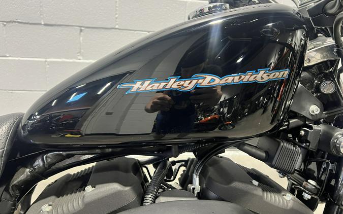 2006 Harley-Davidson® Sportster 883R Vivid Black XL883R