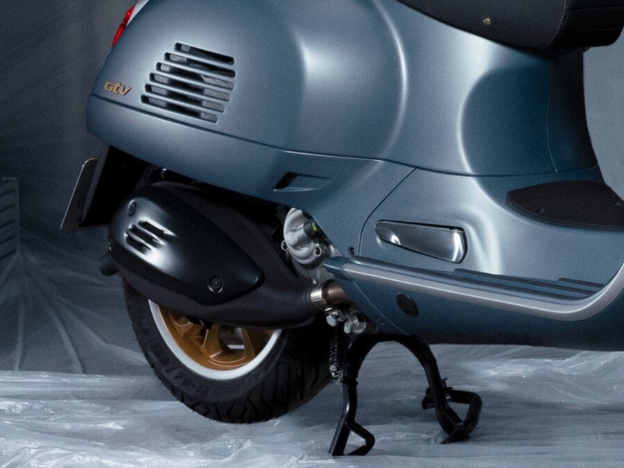 2027 Vespa GTV 310 Officina 8