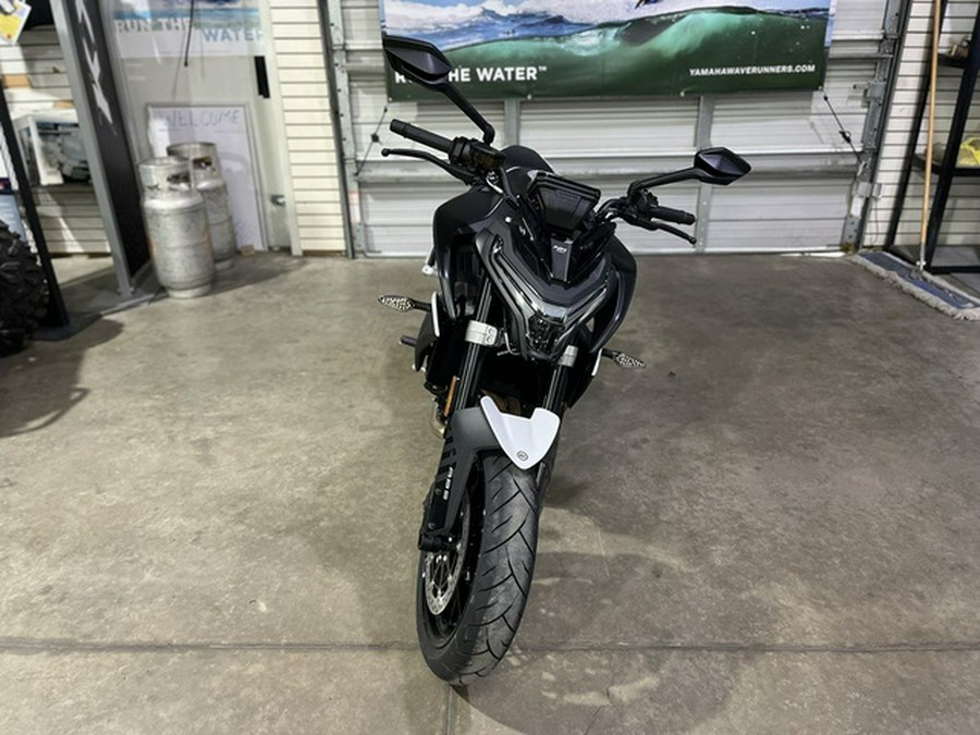 2024 Cfmoto 800NK