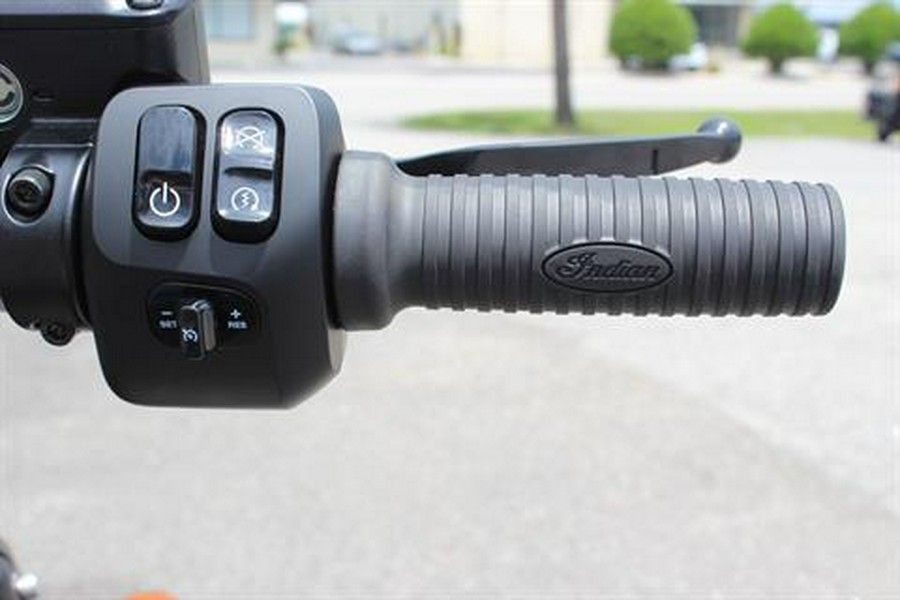 2025 Indian Motorcycle Springfield® Dark Horse®