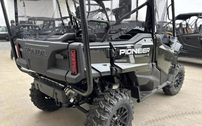 2025 Honda® Pioneer 1000-5 Deluxe