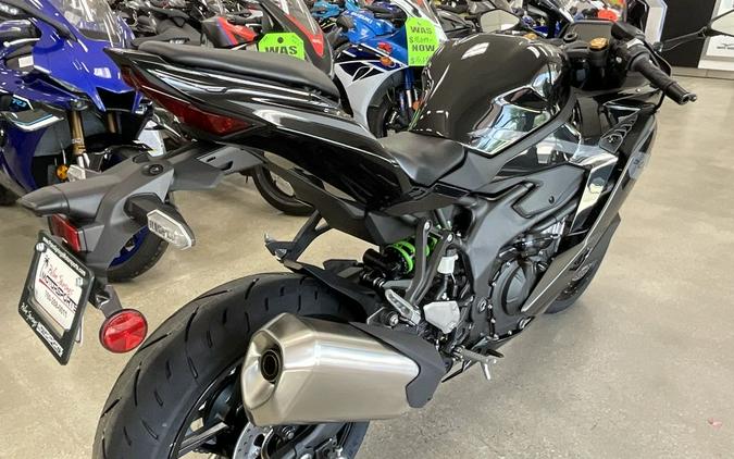 2026 Kawasaki Ninja® ZX™-4RR ABS