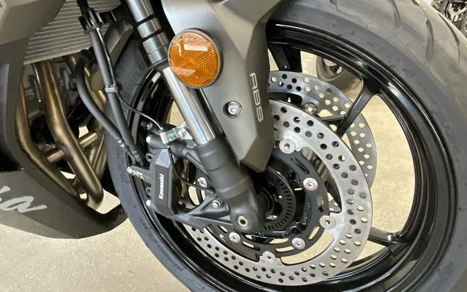 2026 Kawasaki Ninja® ZX™-4RR ABS