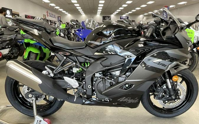 2026 Kawasaki Ninja® ZX™-4RR ABS