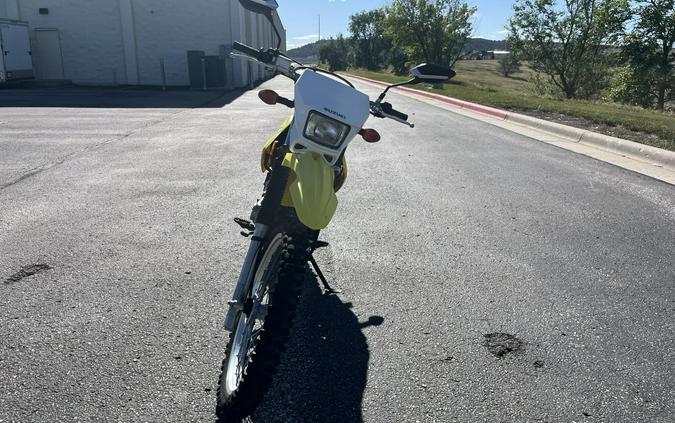 2015 Suzuki DR200S