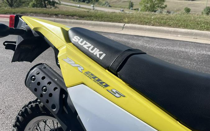 2015 Suzuki DR200S