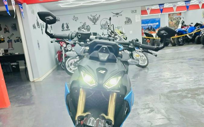 2025 BMW S 1000 R