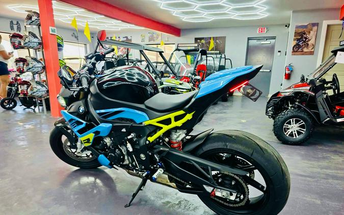 2025 BMW S 1000 R