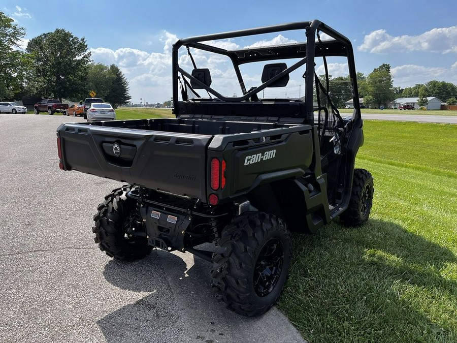 2023 Can-Am® Defender DPS HD10 Timeless Black