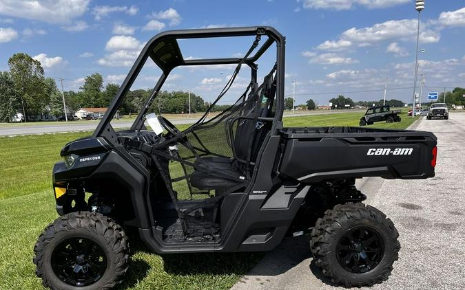 2023 Can-Am® Defender DPS HD10 Timeless Black