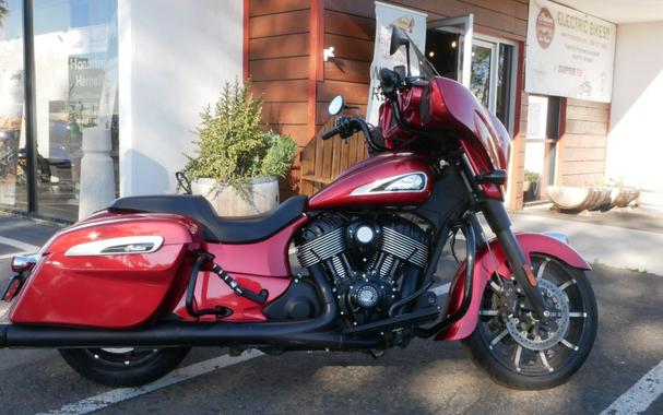 2019 Indian Motorcycle Chieftain® Dark Horse® ABS