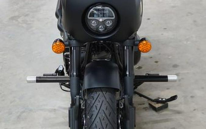 2025 Indian Motorcycle® Sport Chief RT Black Smoke