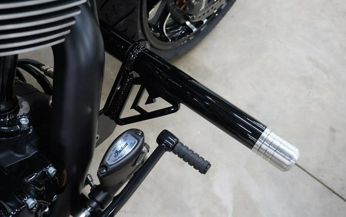 2025 Indian Motorcycle® Sport Chief RT Black Smoke