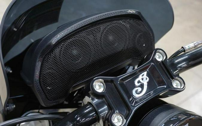 2025 Indian Motorcycle® Sport Chief RT Black Smoke