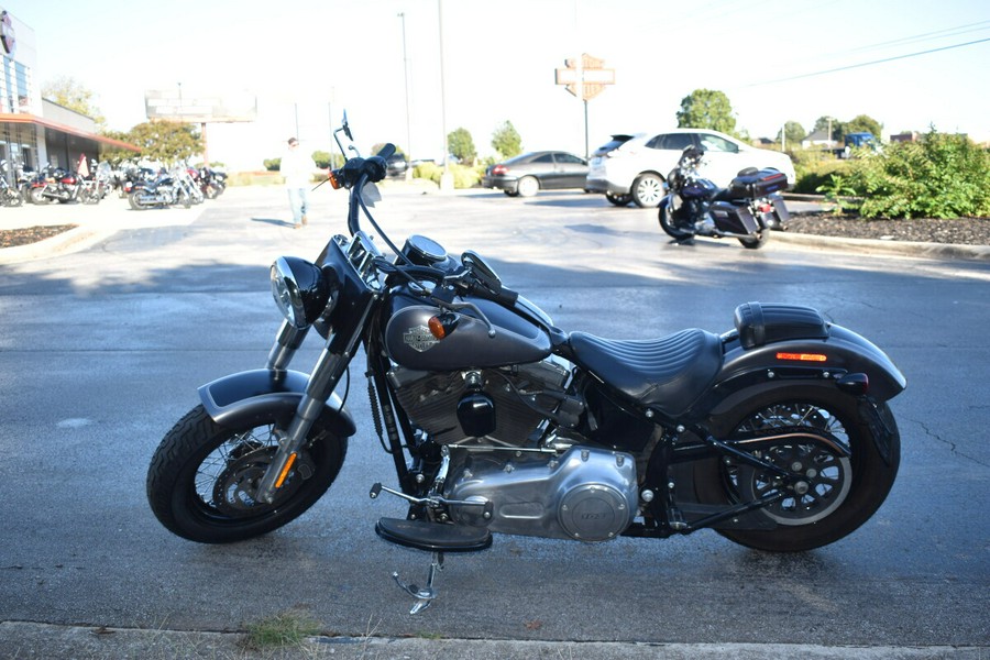 2016 Harley-Davidson® Softail Slim® – Stripped-Down Style