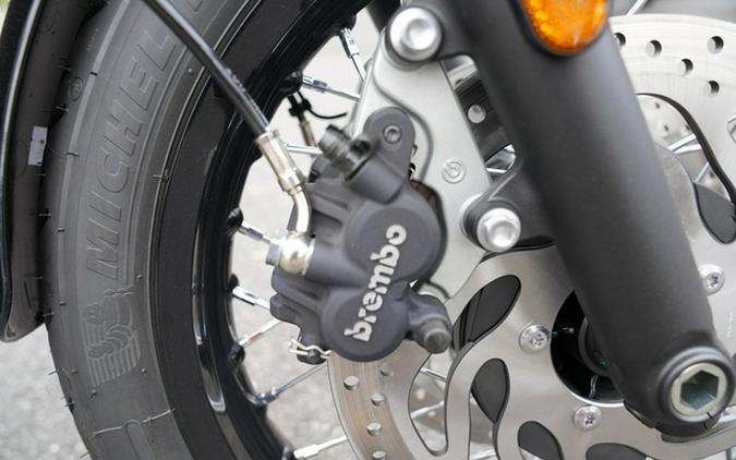 2025 Triumph Bonneville T120 Black