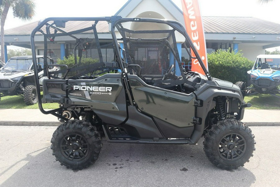 2025 Honda Pioneer 1000-5 Deluxe