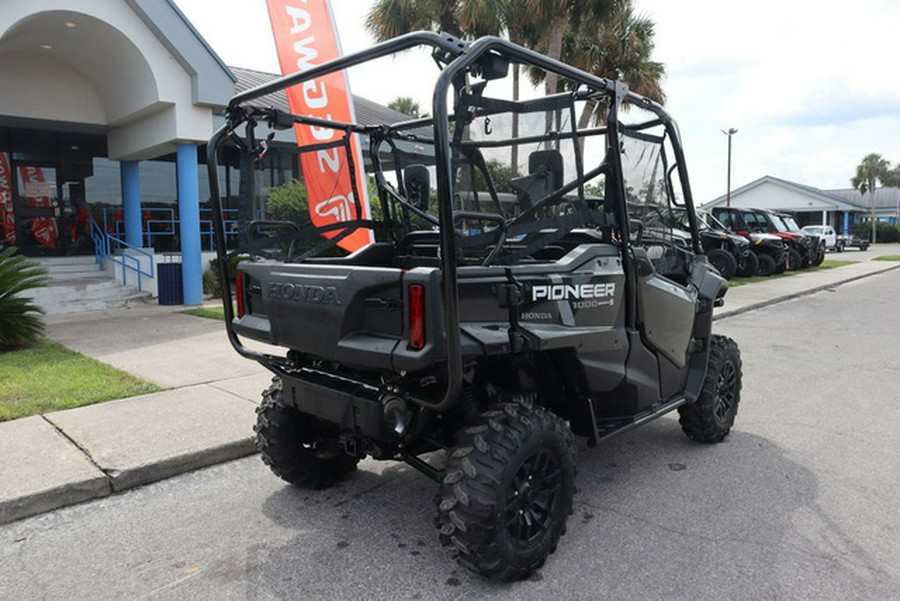 2025 Honda Pioneer 1000-5 Deluxe