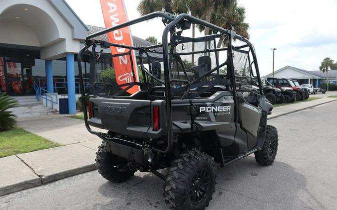2025 Honda Pioneer 1000-5 Deluxe