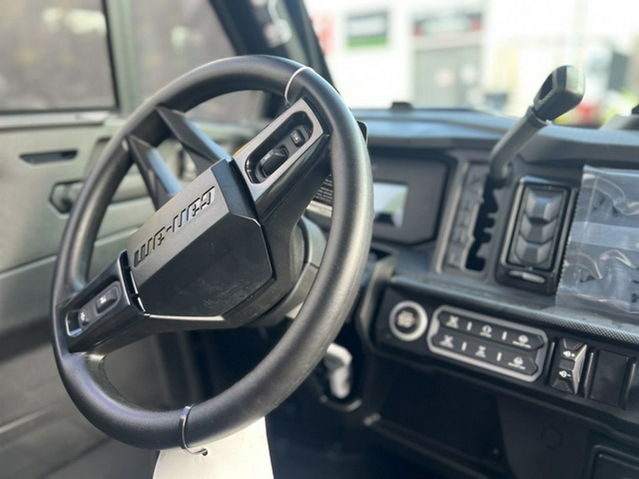 2026 Can-Am Defender MAX LONE STAR CAB HD11