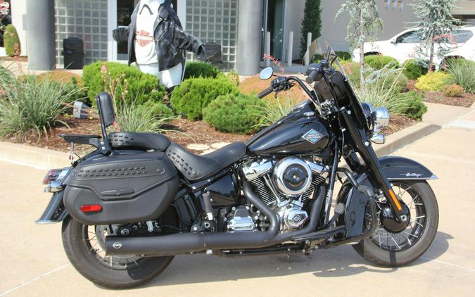 2025 Harley-Davidson FLHC Heritage Classic
