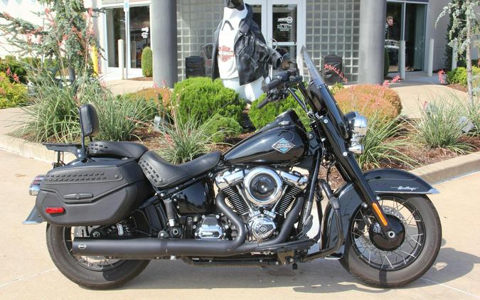 2025 Harley-Davidson FLHC Heritage Classic