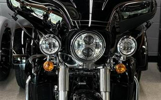 2024 Harley-Davidson® FLHTCUTG - Tri Glide® Ultra