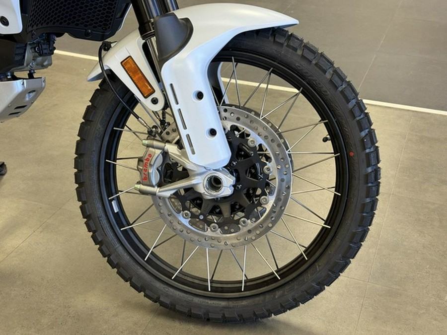 2025 Ducati DesertX
