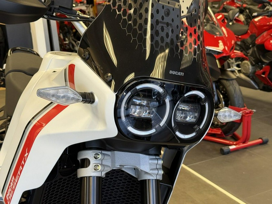 2025 Ducati DesertX