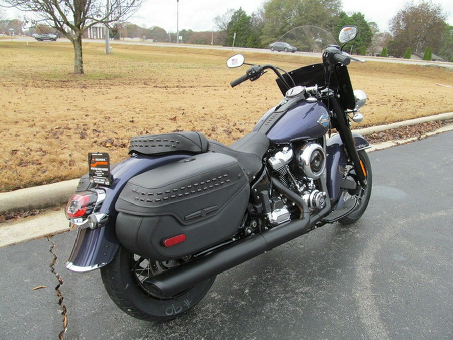 2026 Harley-Davidson Softail FLHC - Heritage Classic
