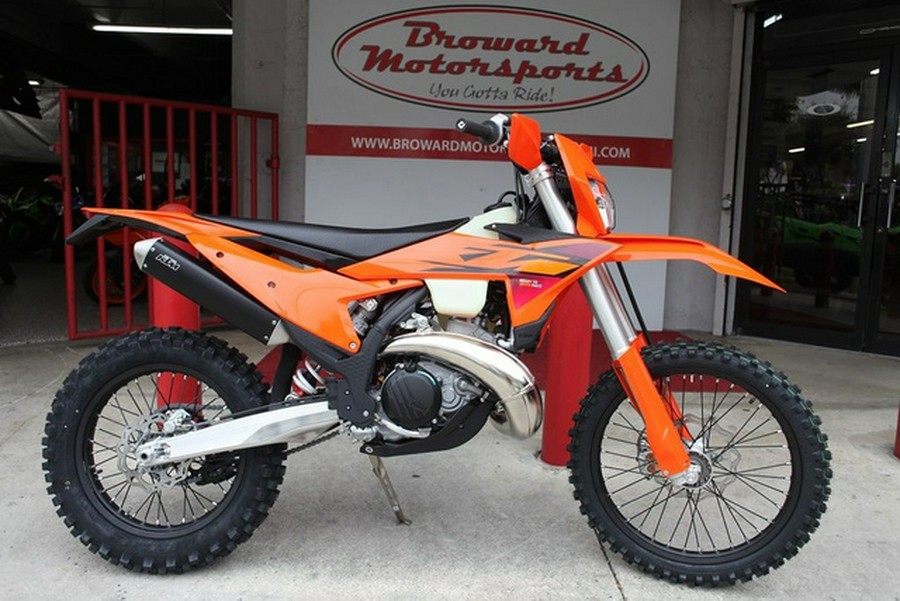 2026 KTM XC 300 W