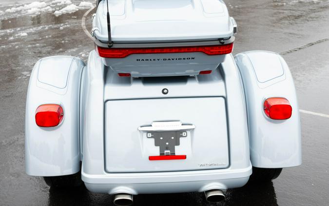 2023 Harley-Davidson Tri Glide Ultra FLHTCUTG