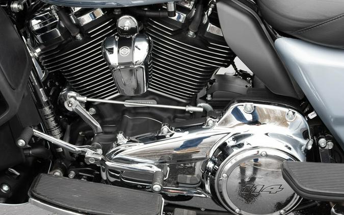 2023 Harley-Davidson Tri Glide Ultra FLHTCUTG