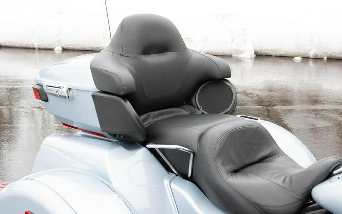 2023 Harley-Davidson Tri Glide Ultra FLHTCUTG