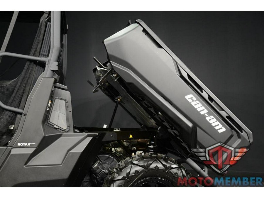 2026 Can-Am Defender DPS HD9 Stealth Black
