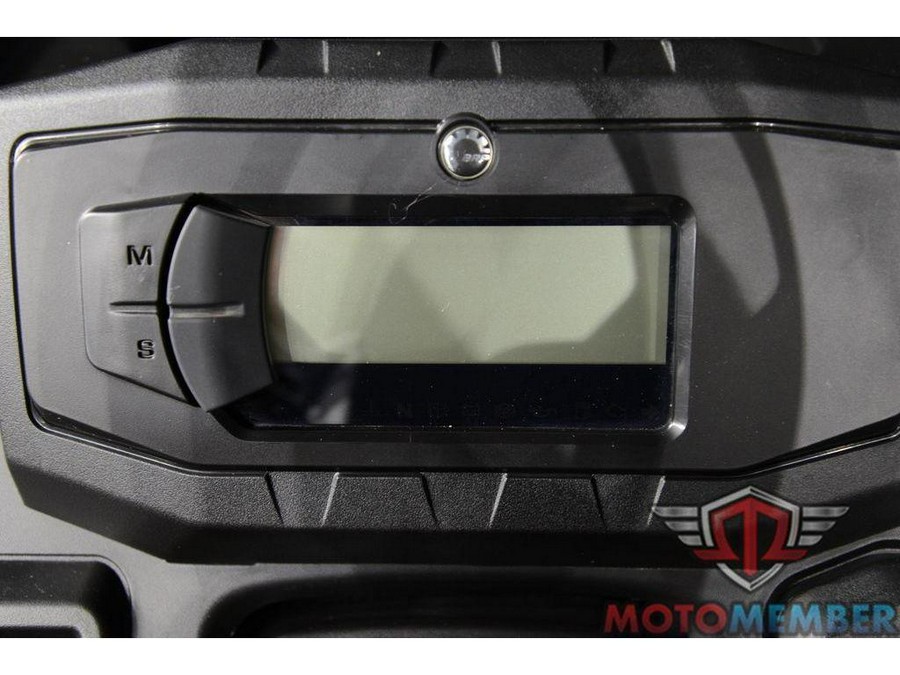 2026 Can-Am Defender DPS HD9 Stealth Black