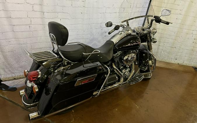 2009 Harley-Davidson Road King® FLHR Vivid Black