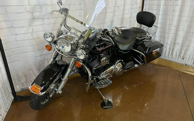 2009 Harley-Davidson Road King® FLHR Vivid Black