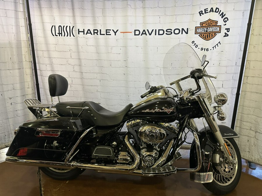 2009 Harley-Davidson Road King® FLHR Vivid Black