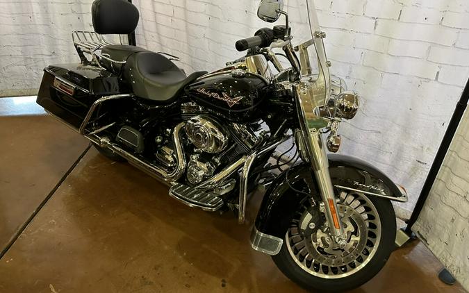 2009 Harley-Davidson Road King® FLHR Vivid Black