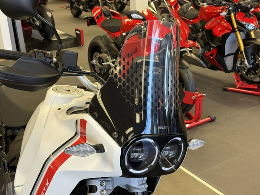 2025 Ducati DesertX