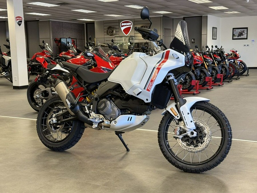 2025 Ducati DesertX