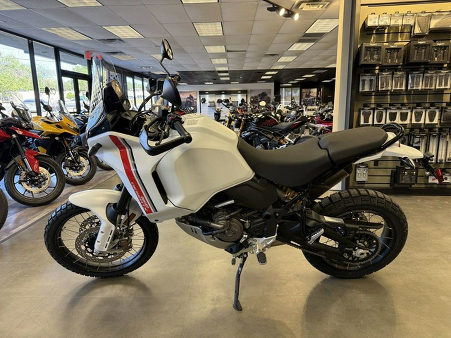 2025 Ducati DesertX