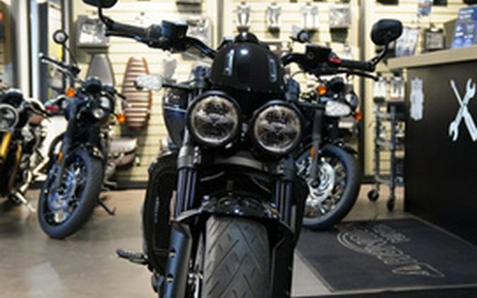 2025 Triumph Rocket 3 Storm R