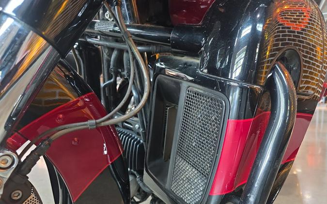 2017 Harley-Davidson® CVO™ Street Glide® FLHXSE