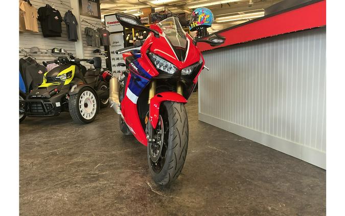 2023 CBR1000RR - Honda
